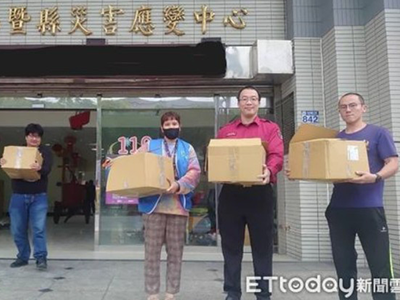 花蓮縣消防局轉贈100份雞排給院內(標題圖檔)