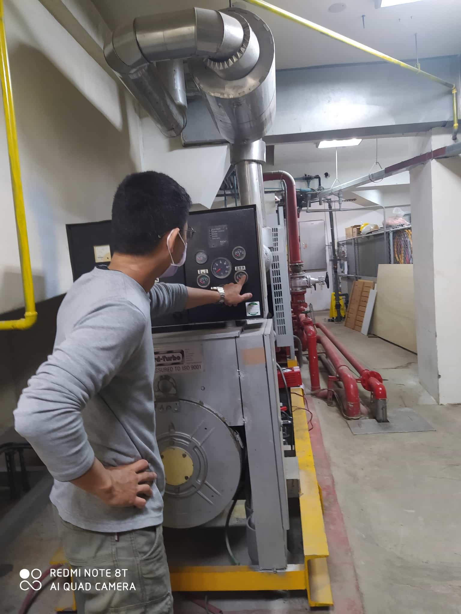 年邁的發電機(標題圖檔)