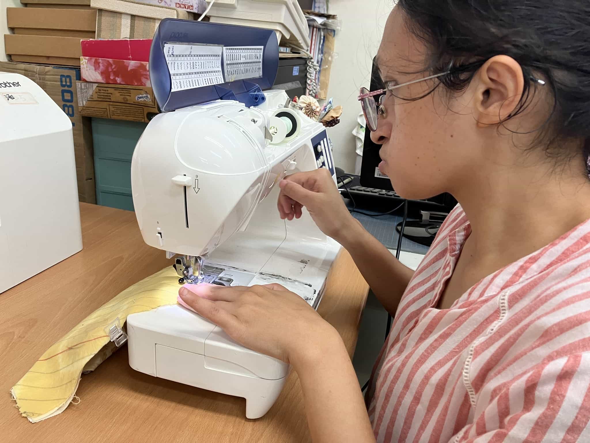 縫出自立人生(標題圖檔)