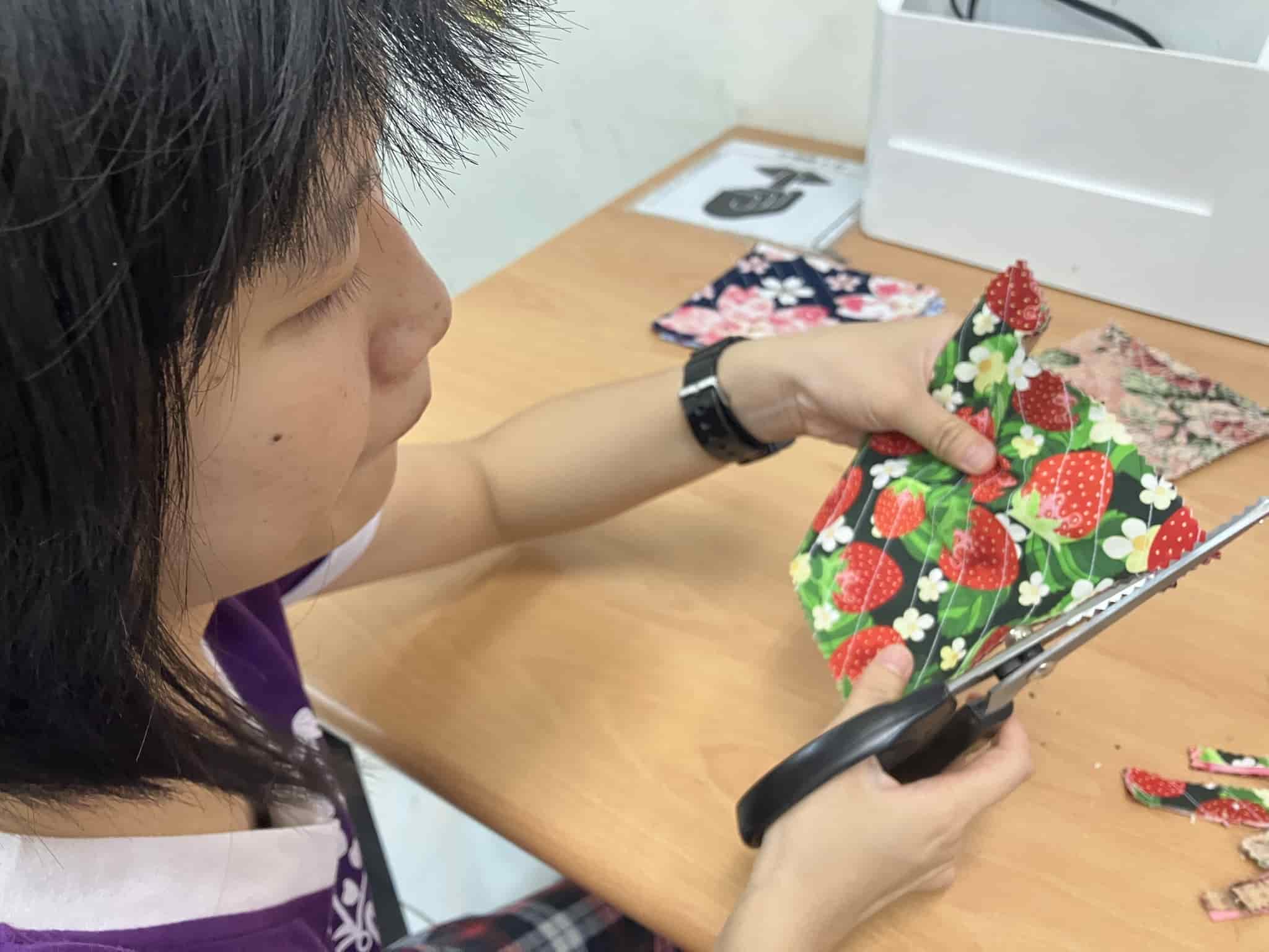 小靜與獎狀的約定(標題圖檔)